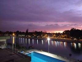 ¡Prepárate para una experiencia única junto al lago en el primer Sunset Lake del Club Regatas!